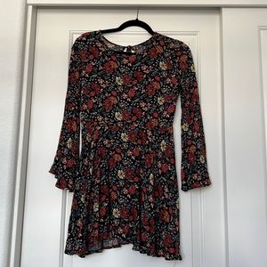American Eagle Women's Floral Bell Sleeve Mini Skater Dress Size Small